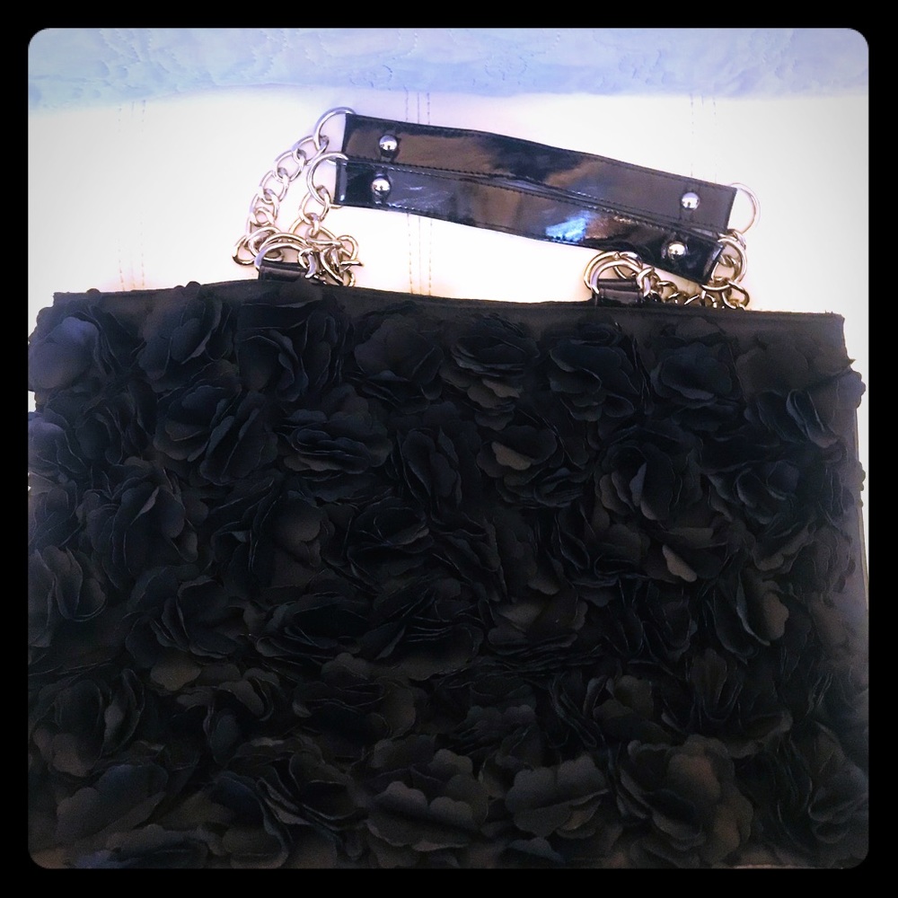 White House Black Market tote with roses 🌹